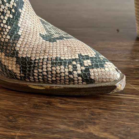 Vince Camuto - faux snake skin bootie - Picture 6 of 9